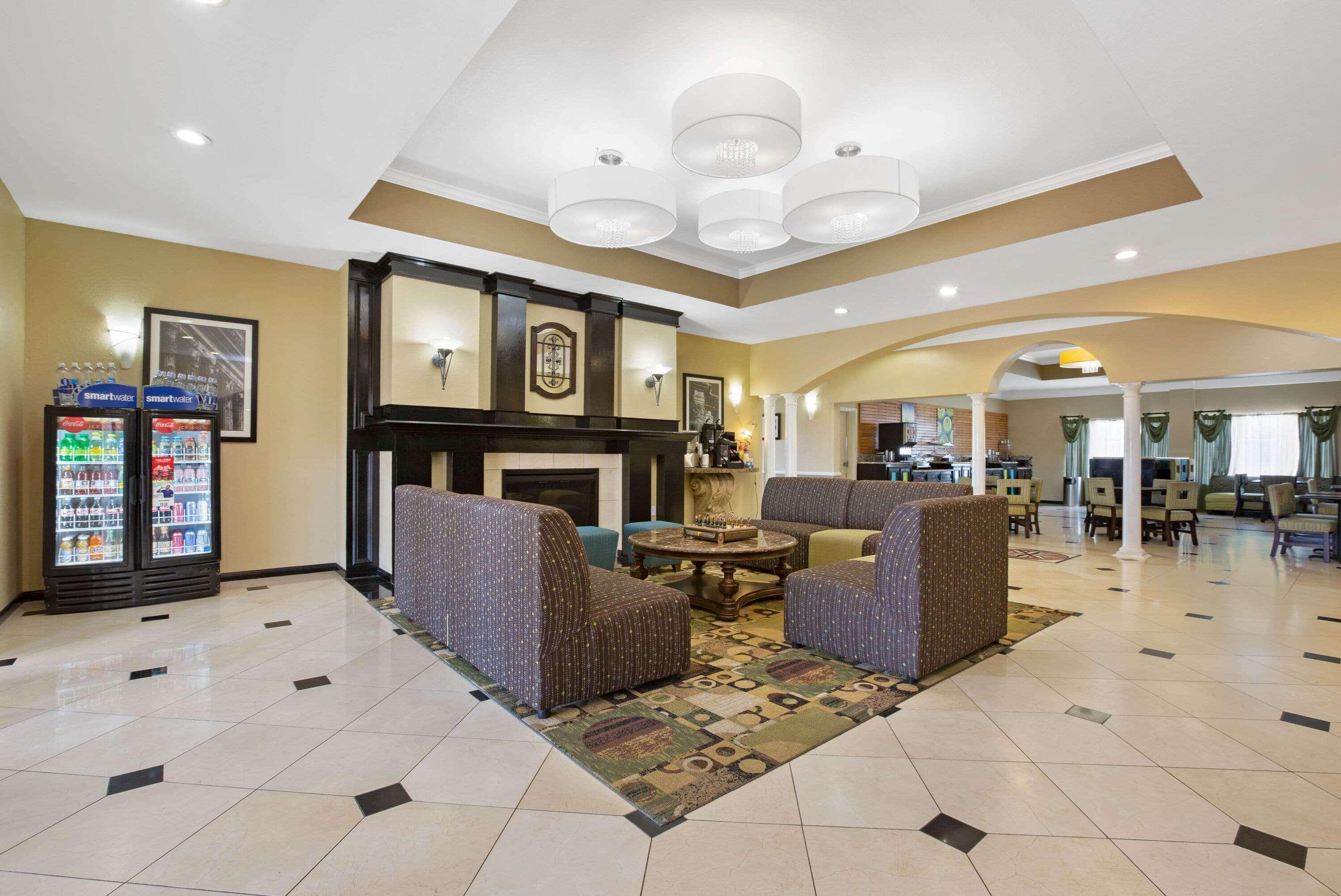 La Quinta By Wyndham Pearland